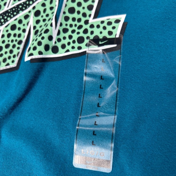 Nike Teal Graphic T Shirt Men's Size Large The Nike Tee Short Sleeve - Picture 3 of 8